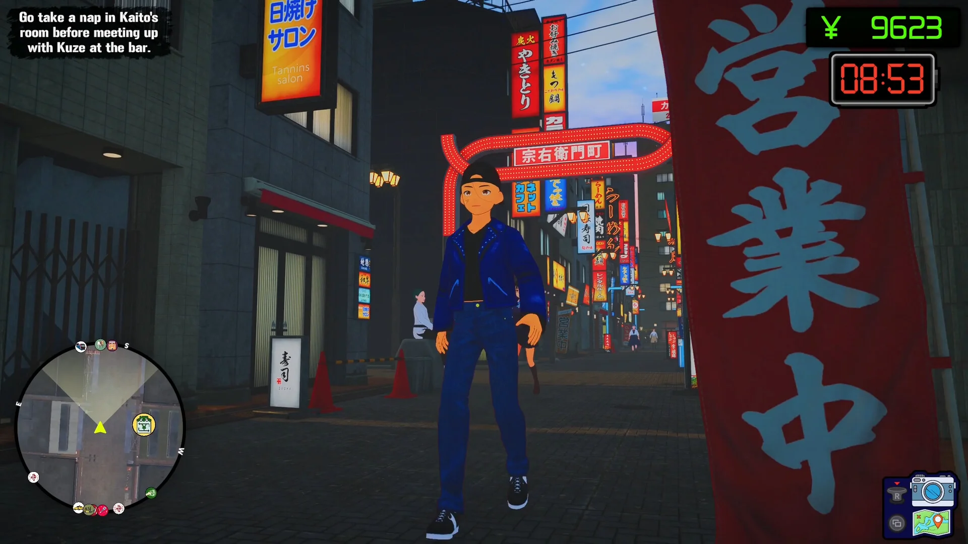 * **主要な視覚要素**: 街中を歩くプレイヤーキャラクター（中央）。背景に多数の看板やのぼり旗が並ぶ繁華街