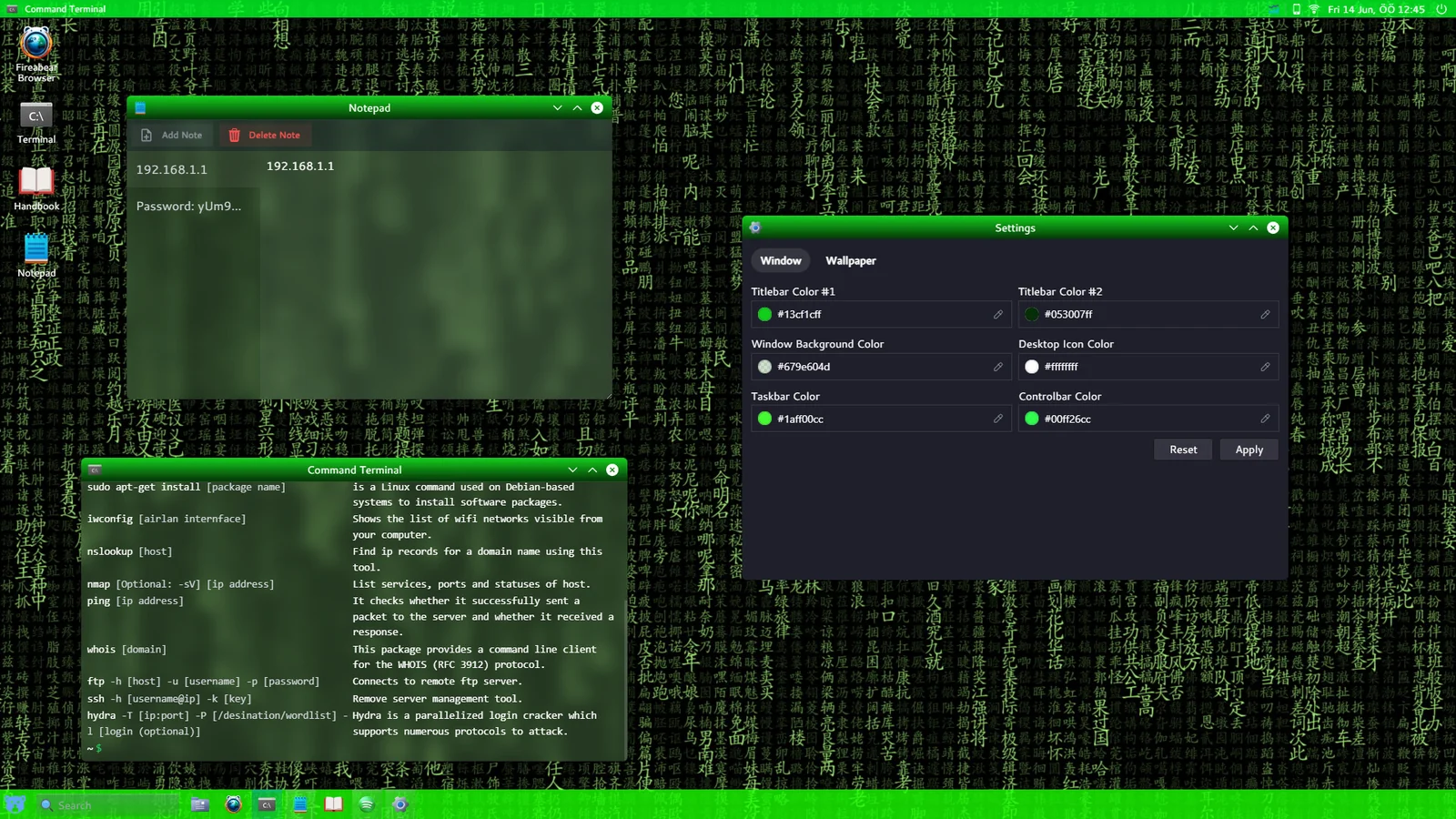 HackHubのゲーム画面。緑のコード壁紙上にメモ帳、ターミナル、設定ウィンドウが並ぶ